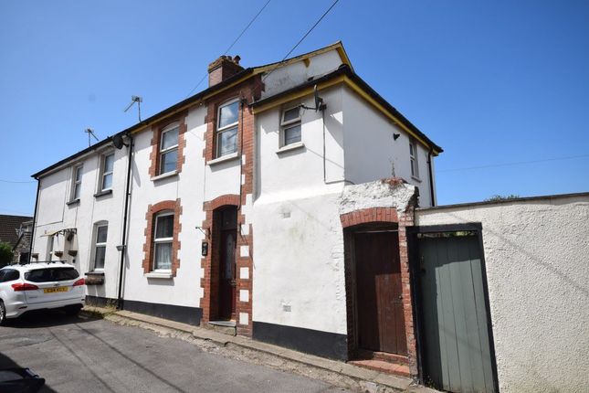 Thumbnail Cottage to rent in Town Meadow, Barnstaple, Devon