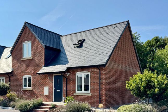 2-bed house on 9 Masons Court, Wantage, £510,000