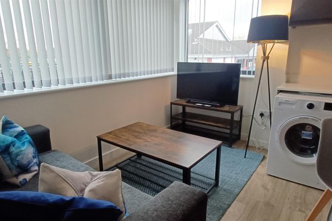 Paragon 103, 48 Seymour Grove, Manchester photo 5