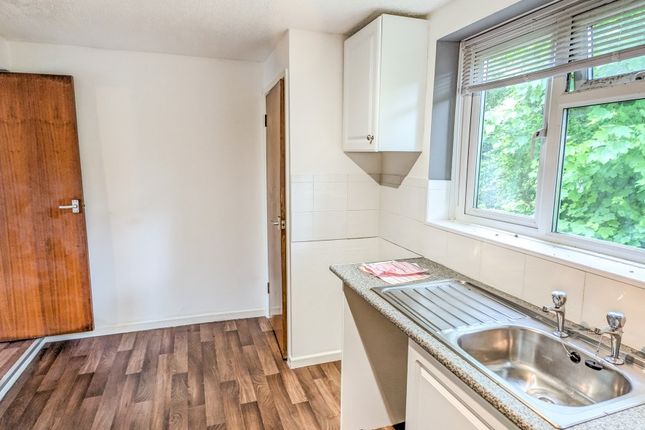 Flat 10b Ridge House, Trenance Road, St. Austell photo 4