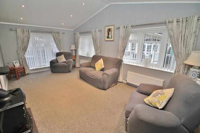 1, Camellia Crescent, Hogmoor Road, Whitehill photo 4