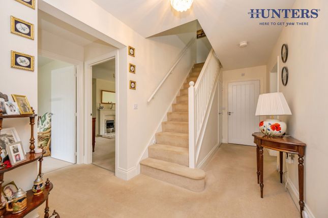 4, Ivy Close, Rugeley photo 4