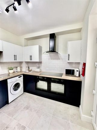 Room 1, 25, Cecil Street, Walsall photo 4