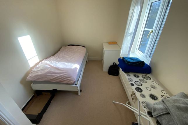 Henley Way, Frome Somerset photo 5