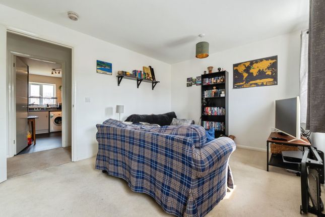 21, Draycott Avenue, Leicester photo 3
