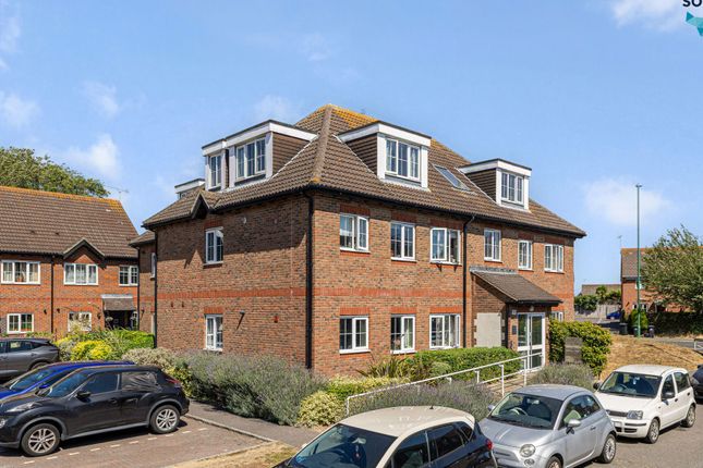 Darlington Walk, Rustington photo 3