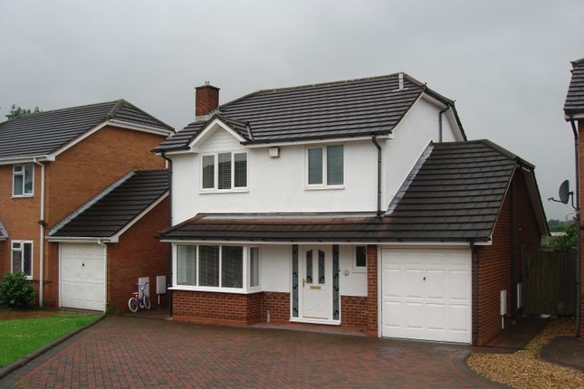 Detached house to rent in Halfway Close, Great Barr