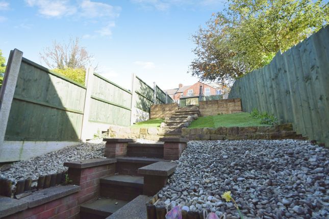 255, Holland Road, Chesterfield photo 4