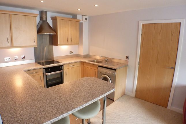 Flat to rent in Phoebe Road, Copper Quarter, Swansea