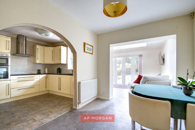 12, Summerfield Avenue, Dudley photo 4