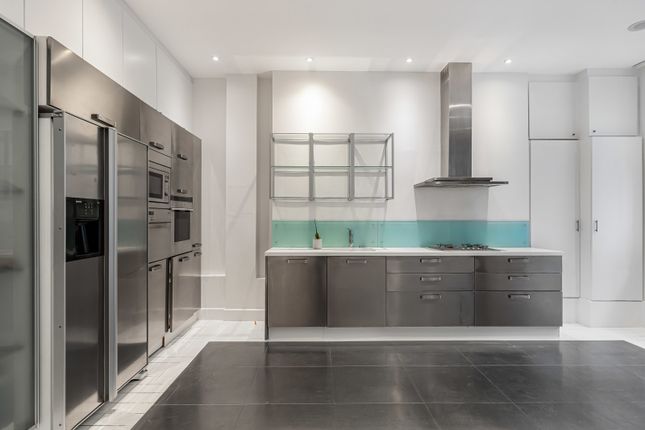 Flat 63, Bedford Court Mansions,, Bedford Avenue, London photo 3