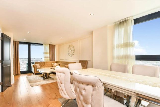 100, Kingsway, London photo 3