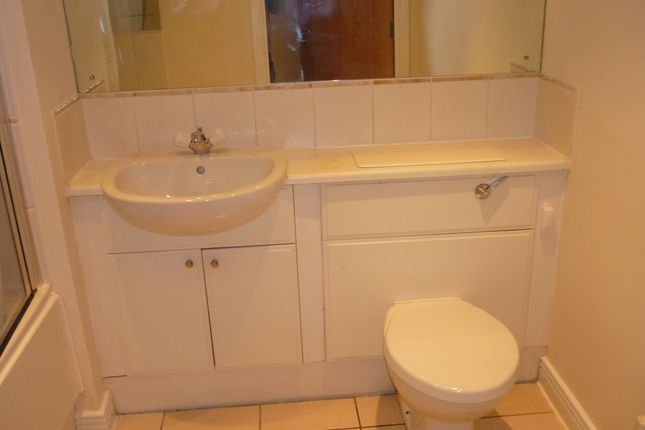 67 Sark Tower, Erebus Drive, Thamesmead photo 4