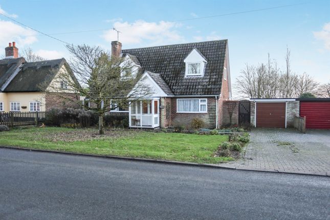 3-bed house on Swiss Cottage, The Street, Bury St. Edmunds, £400,000