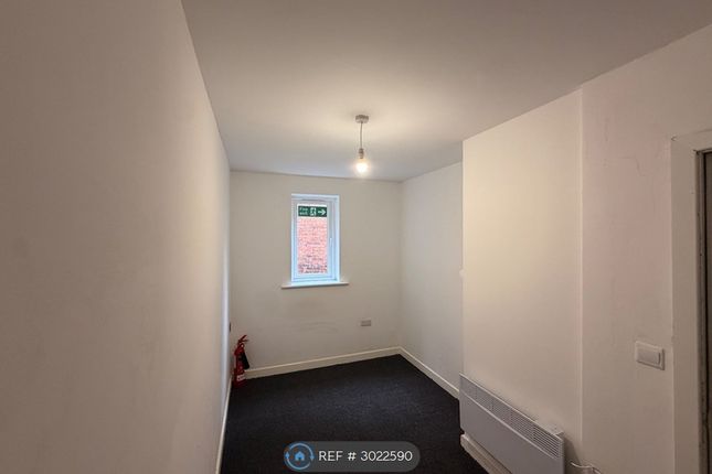 A Meadow Street, Hyde photo 4