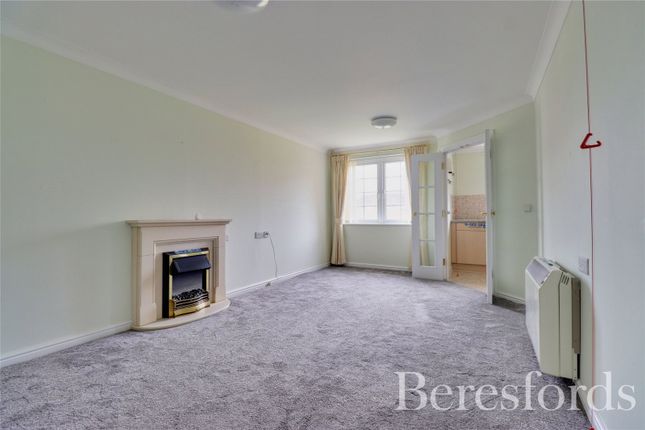 Flat for sale in Cooper Court, Spital Road