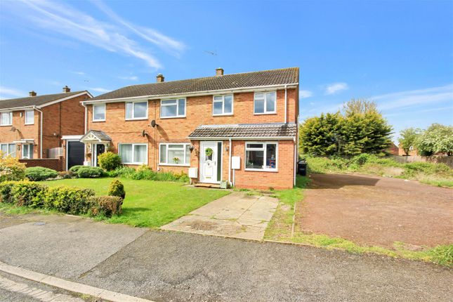 Thumbnail Detached house for sale in Keswick Drive, Rushden