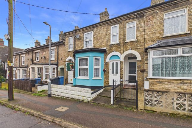3-bed terraced on 27 Suffolk Road, Sudbury, £290,000