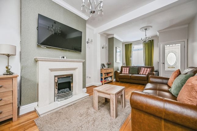 12, Belmont Place, Merseyside photo 4