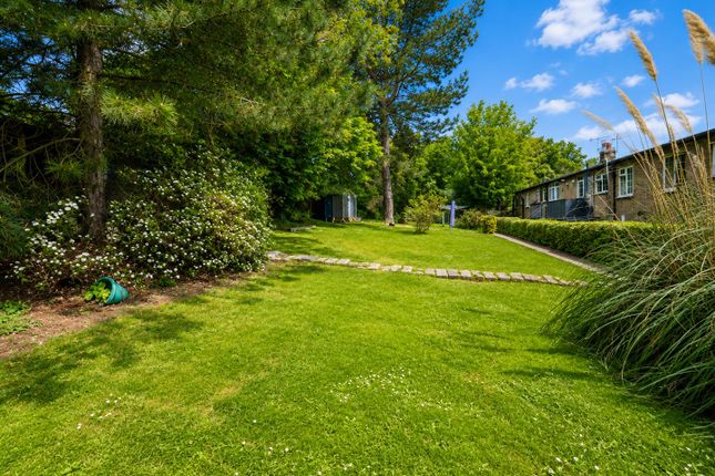 7, Apsley Grange, Hemel Hempstead photo 3