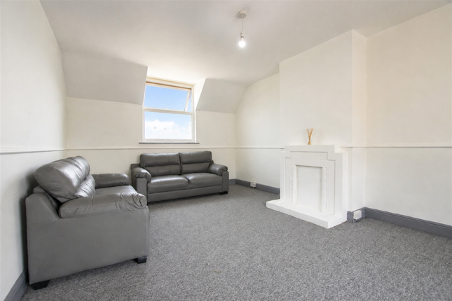 4A, OAK TREE LANE, BIRMINGHAM photo 3