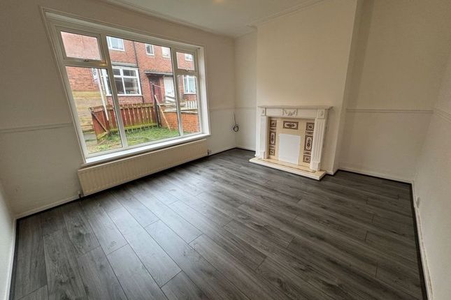 Terraced house to rent in May Avenue, Ryton