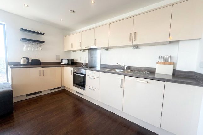 Flat 59, Olympian Heights,, Guildford Road, Surrey photo 4