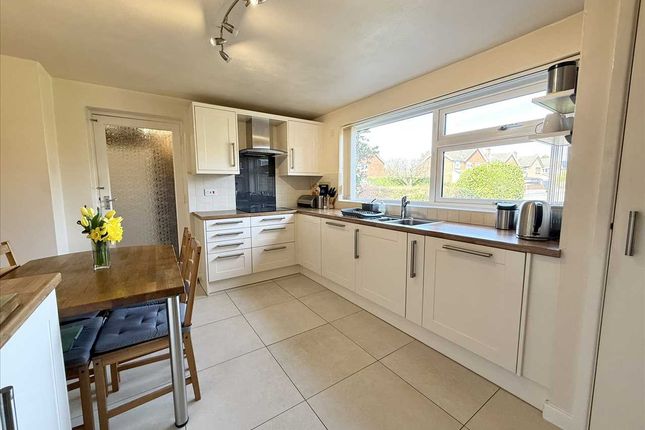 15, Stella Avenue, Nottingham photo 4