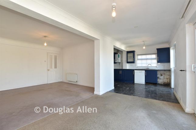 453, Arterial Road, Leigh-On-Sea photo 4