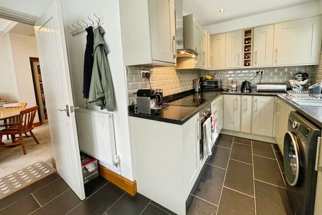 4 Percy Road, Port Talbot photo 4
