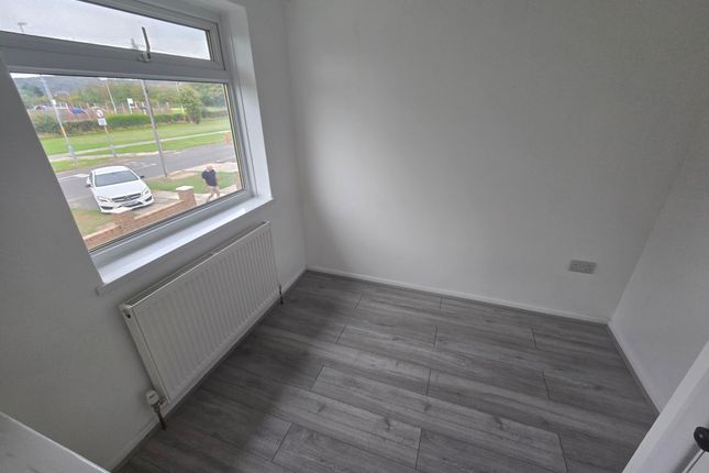 35, The Greenway, MIDDLESBROUGH photo 5