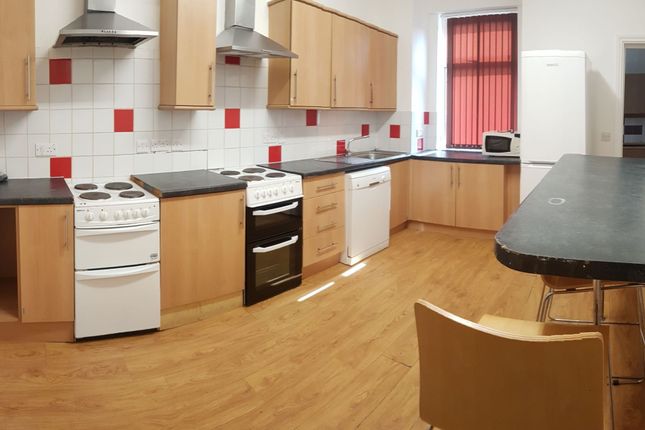 13 Victoria Road, Fallowfield, Manchester photo 2