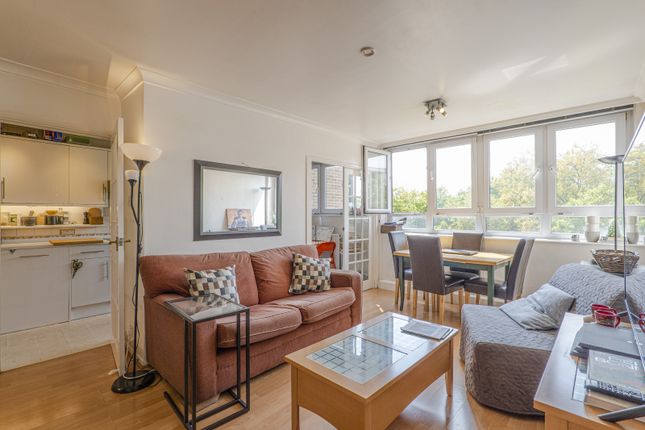 3 Bed Flat To Rent