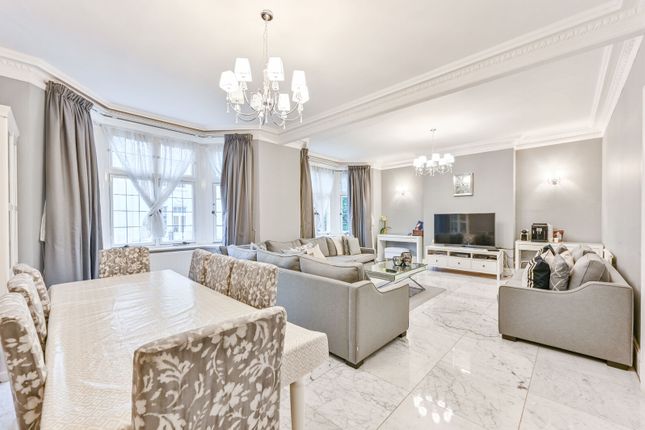 4-bed flat on Weymouth Street, Fitzrovia, £675,000