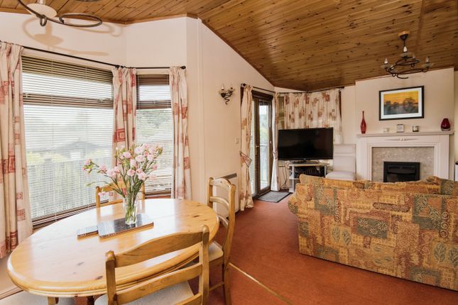 18 Hornbeam Country Park,, Louis Way, Honiton photo 3