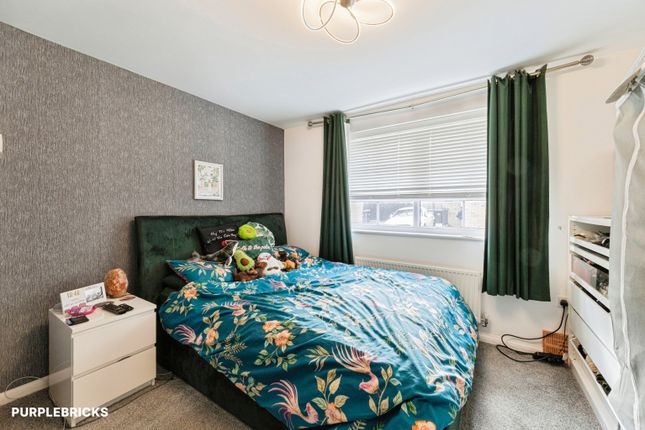 24, Lucius Lane, Milton Keynes photo 3