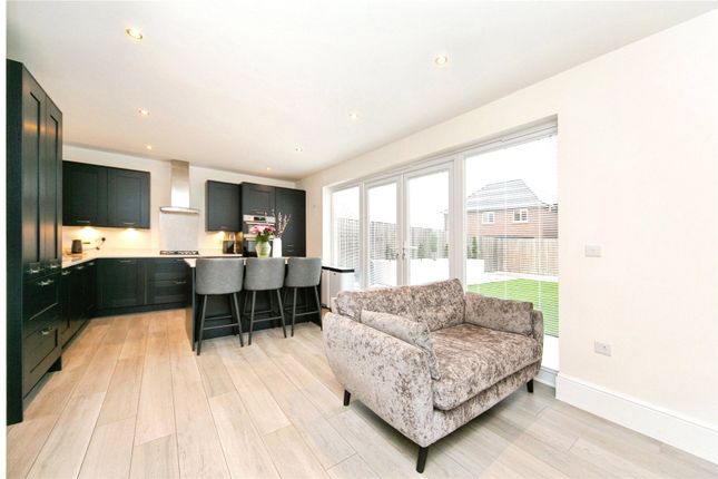 24, Old Meadow Drive, Cheshire photo 3