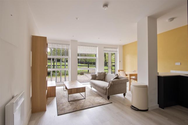 Apt 3, Knightsbridge Court West Bars, Chesterfield photo 2