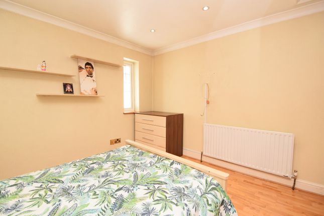 Room to rent in Pebworth Road, Harrow, Greater London