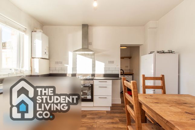 Flat 27 Royal Victoria Court, Gamble Street, Nottingham, NG7 4ET photo 2