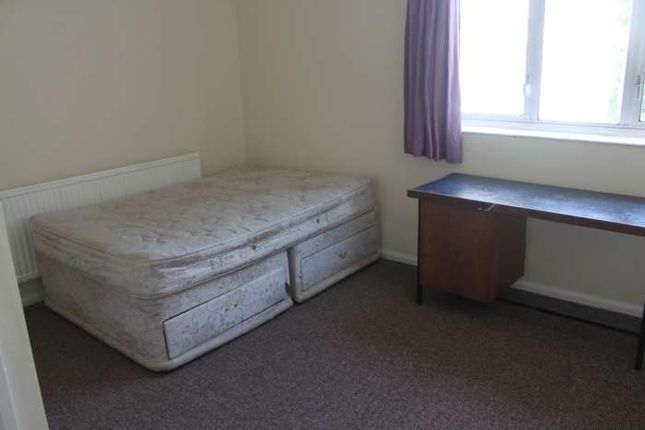 Terraced house to rent in Senghenydd Road, Cathays, Cardiff