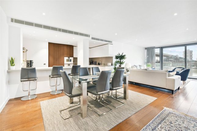 Flat for sale in Waterfront Drive, Chelsea Waterfront, London
