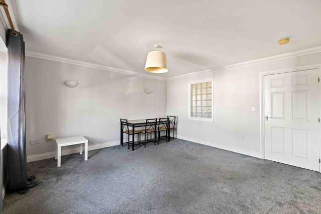 Waldorf Apartments, Flat 9, Sandgate Road, Folkestone photo 4