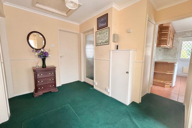 40 Marisfield Place, Selsey photo 2