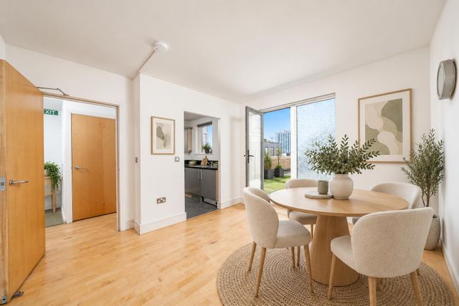 759, Finchley Road, London photo 4