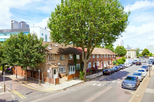 Thumbnail Block of flats for sale in East Ferry Road, London