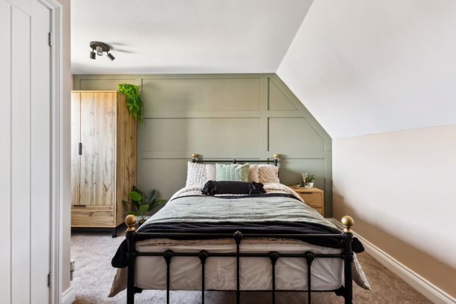 This Beautifully Designed Double Bedroom Features ...