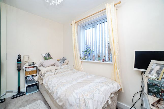 38, Egstow Street, Chesterfield photo 4