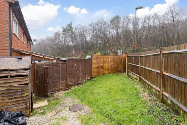 2,, Millais Close, Crawley photo 3