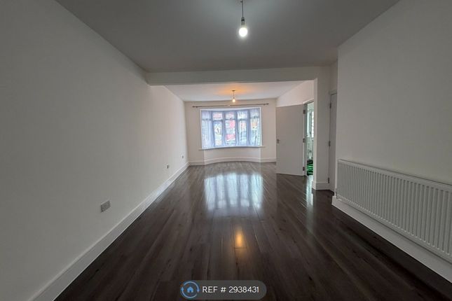 Lady Margaret Road, Southall photo 3